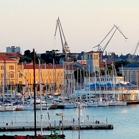 Ferienwohnung App Obrovac In The Centre - With Amazing Sea View! Pula Exterior foto